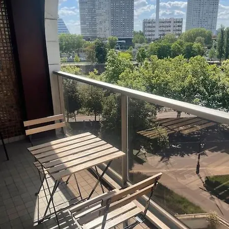Tour Eiffel Vue Seine Avec Terrasse Apartment